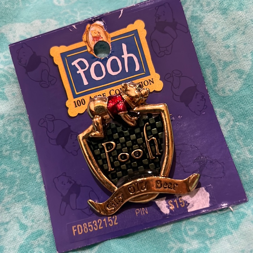 NWT Vintage Disney Winnie the Pooh Pin Brooch